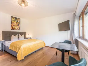 XXL Suite: Garden, Grill & Free Lake Access - Image 4