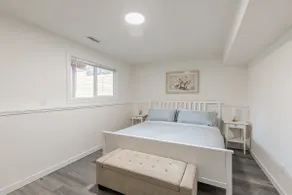 Beautifully fully remodeled Fairwood Home - Image 4