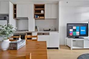 2BR Apt︱Free Parking︱Walk to Ashfield Mall & Train - Image 3