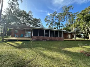 Peaceful Lakefront Home! - Image 3