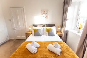 Beach House - Image 4