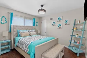 Cozy Stylish Home w/Game Room - Image 5