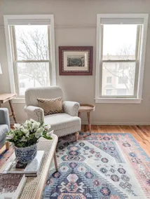 Scrumptious 2nd floor Abode - Image 5