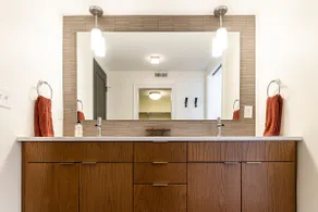 Lux 2BR | Downtown | Rooftop Patio | Free Parking - Image 4
