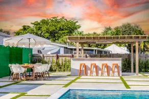 Serenity | 12PPL | Pool | BBQ |Playground |Firepit - Image 2