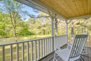 Spacious Apex Getaway - Image 4