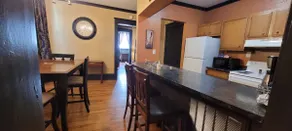 Downtown Unit #1 Ground Floor Apartment - Image 4