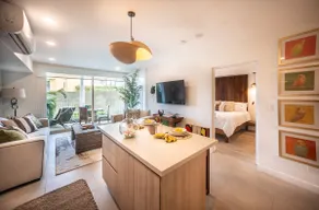 Quiet 1BR-Lg Balcony-North Facing-Steps to Beach - Image 5