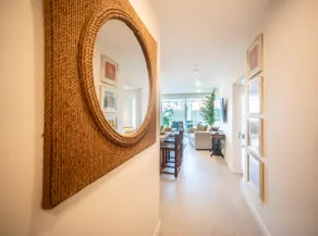 Quiet 1BR-Lg Balcony-North Facing-Steps to Beach - Image 2