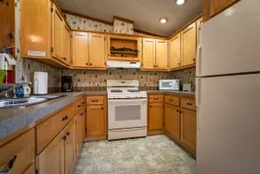 The Fish Cabin - Image 2