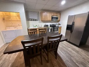 Cozy Large Home-3 bedrooms full kitchen near 295 - Image 4