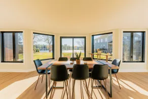 Modern Riverfront Stunning Views - Image 3