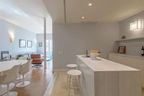 Luxury Designer Flat - Image 5