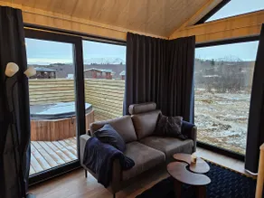 One bedroom villa with hot tub - Image 3