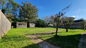 Certa Cito Exceptionally Large 4 Bedroom Bungalow and Garden Near The Beach - Image 3