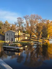 Waters Edge on Clearwater Lake - Image 2