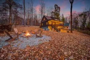 Riverwood - James River Cabin, Riverfront with Hot Tub and Mountain Views! - Image 5