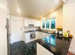 Leura's Magical Manderley - Image 5