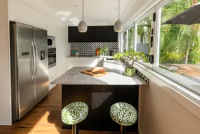 Pearl Cottage - Stunning River Front Cottage with Pool - Image 3