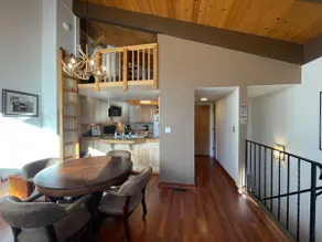 Townhouse in South Lake Tahoe - Image 2