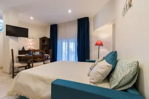 La Brezza Marina Apartment - Image 4