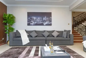 4 Bed Private Pool Villa Juffair - Image 4
