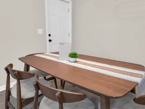 Stylish Noblesville Retreat, 15 min to Ruoff, Deck - Image 5