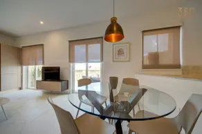 Modern apartment with spacious terrace in Attard - Image 2