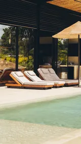 Presumed House - includes chef, pool and cleaning - Image 3