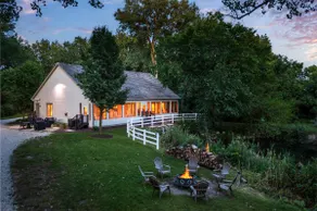 Private 200-Acre Estate Near Starved Rock - Image 2