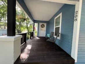 The Blue Moon Bungalow - Image 3