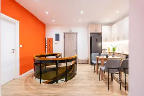 Duplex in Piraeus' Best Street 2Bath w-FreeParking - Image 4