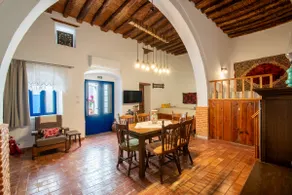 Villa Gennadi Essence - Image 5