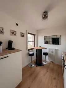Charming castle view apartment - Image 5