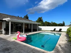 Pool + BBQ • Modern 5BR • Near MIA - Image 2