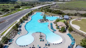 4BR｜2024 Brand New｜Resort-style pool｜King Bed - Image 2