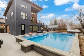 Lassen Luxury Loft & Lagoon - Image 3