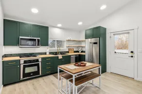 Lassen Luxury Loft & Lagoon - Image 4