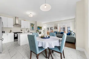 Seasons Vacation: Cozy 4B/2.5B,Kitchen,Parking,5G! - Image 4