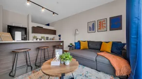 Your Stylish Midtown Getaway in Detroit - Image 4