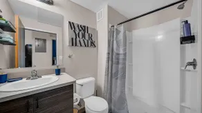 Chic 1BR Retreat in Midtown Detroit - Image 4
