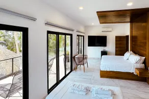 Casa Xchel right on the beach, swimming pool, jacuzzi and deck - Image 4