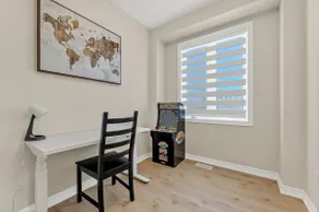 Beach Haven: Stylish 5B/3.5B Near Ste. Annes Spa! - Image 5