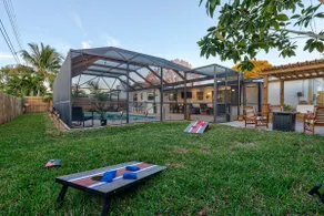 Sarah And Brians Hidden Retreat - Image 2