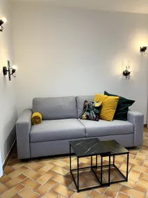 Marguerite's studio (vehicle recommended) - Image 2