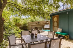 Dreamy Home, Cedar Sauna, Gas Fireplace, Patio - Image 3