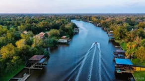 WATERFRONT Retreat on the San Bernard River | Fishing Pier&Boat Slip | Sleeps 12 - Image 3