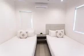 3BR apartment, kitchen, TVs, 10 people - Image 5