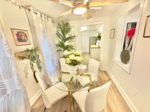 1Bedroom Apt/FullKitchen/pulloutsofabed/king bed - Image 2