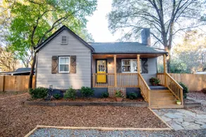 Cozy Quiet Bungalow - Downtown ! - Image 2